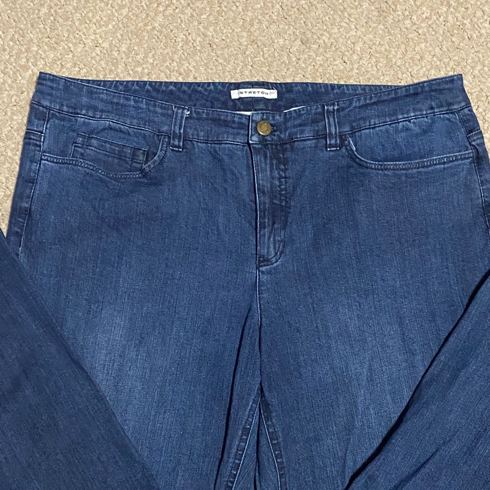 Jones New York  sport style women’s size 14 Straight Leg stretch Jeans - Picture 3 of 14